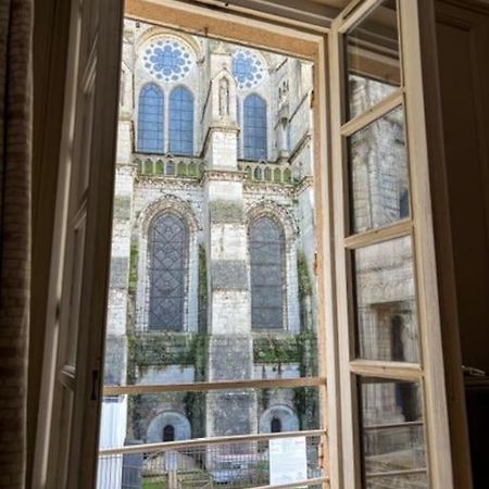 Studio Parvis Cloitre Notre Dame Chartres Exterior photo