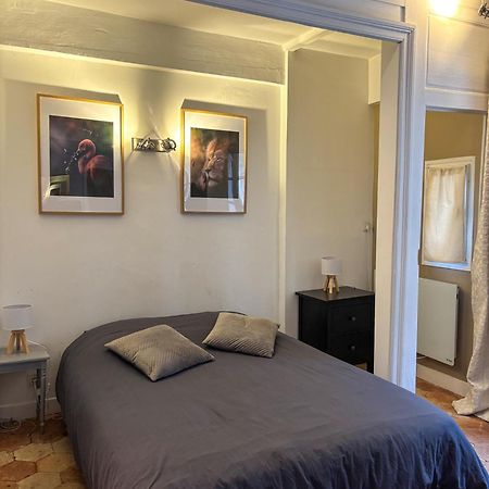 Studio Parvis Cloitre Notre Dame Chartres Exterior photo